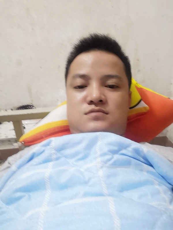 离骚的第一张照片--广西交友中心