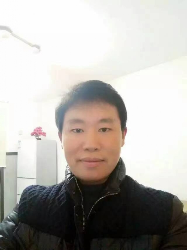 擎天柱的第一张照片--广西交友中心