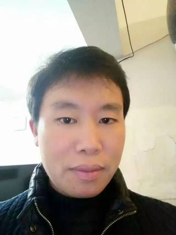 擎天柱的第三张照片--广西交友中心