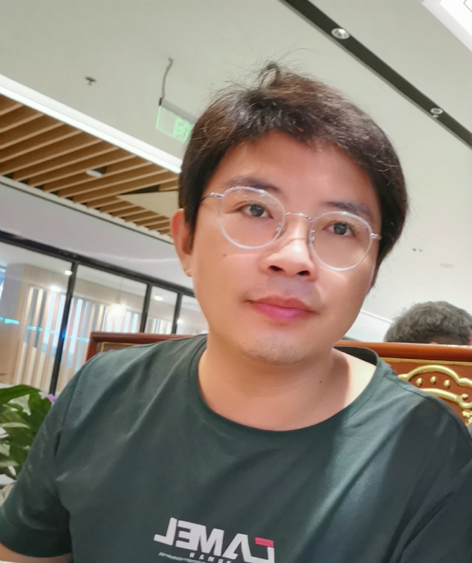 陆迅的第三张照片--广西交友中心