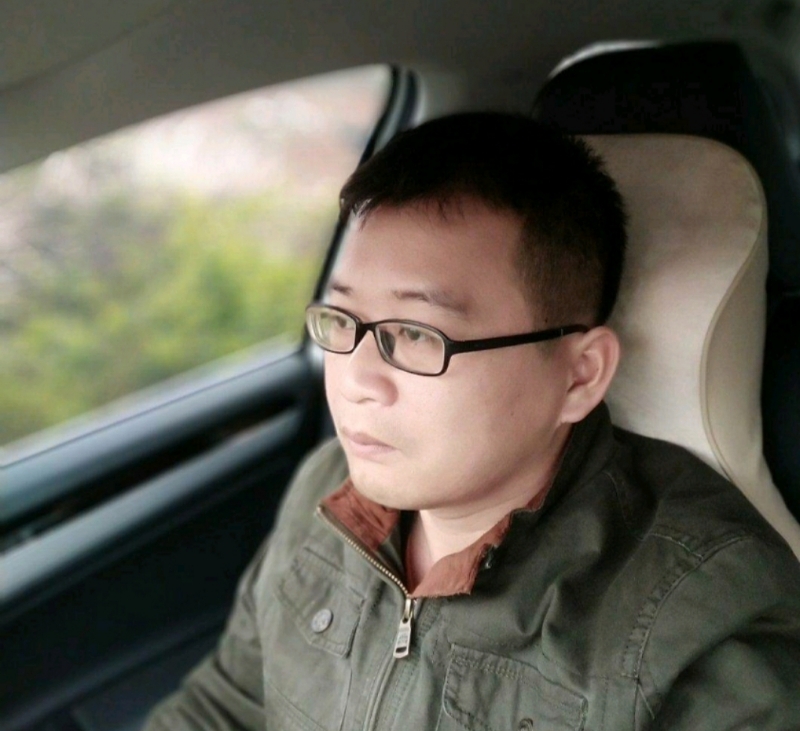 海风吹动你的心的第二张照片--广西交友中心